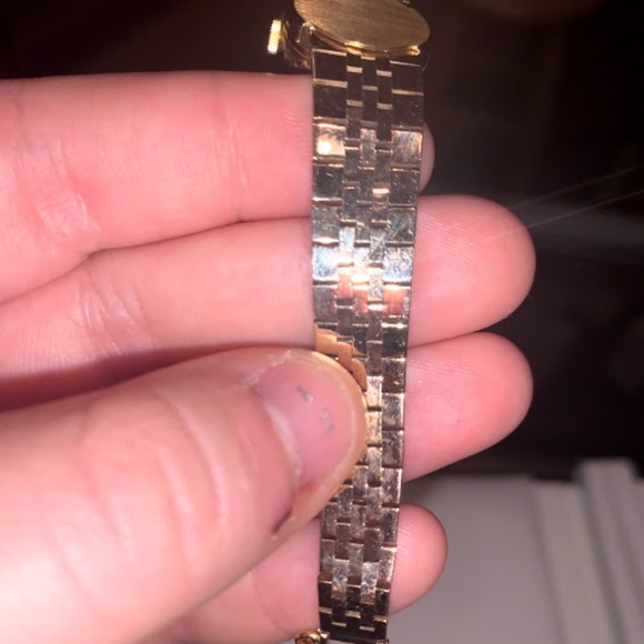 Black Friday | Vintage Women\'s 18kt Gold Rolex main image 4
